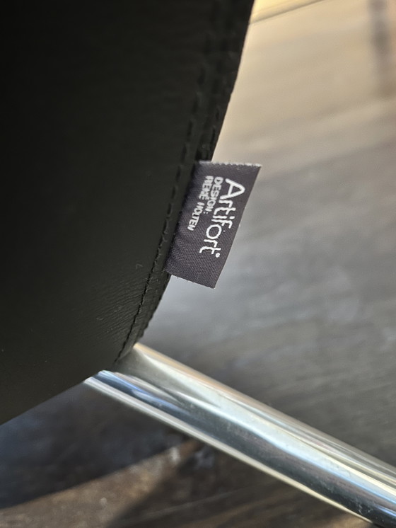 Image 1 of Artifort Hanna