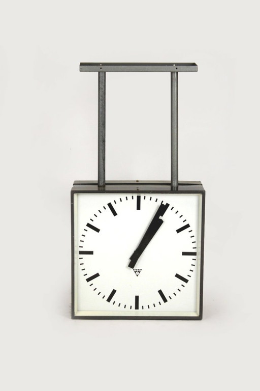 Große, doppelseitige Eisenbahnuhr von Pragotron, 1980er Jahre