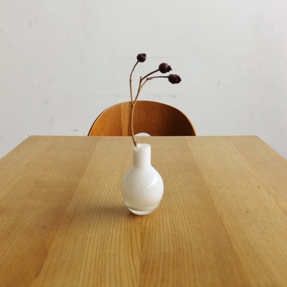 Image 1 of Sillas icónicas de Antonín Šuman con respaldos curvos chapados en madera, estilo moderno de mediados de siglo, década de 1960.