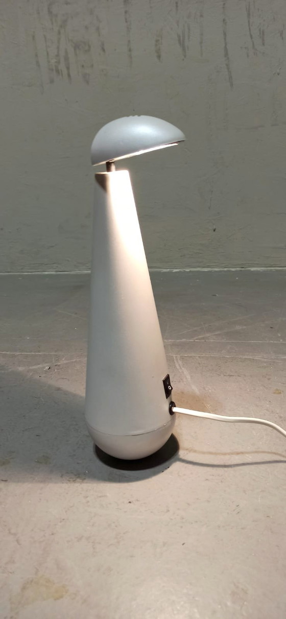 Image 1 of Lampe de table Pingouin massif