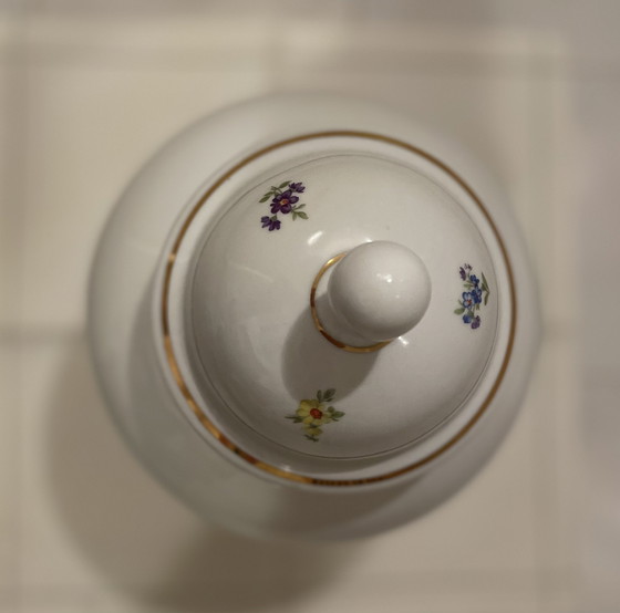 Image 1 of Jarrón alto de porcelana noble con tapa/decoración H 37 cm en blanco de Crown Regent