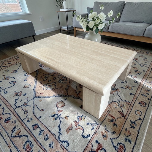 Vintage Tavertines coffee table