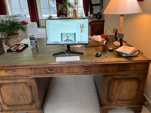 Scrivania antica in noce per due persone