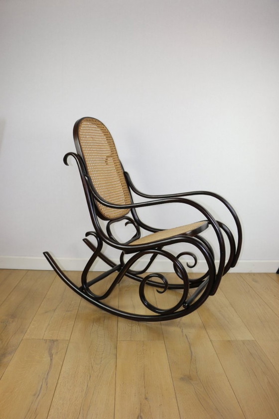 Image 1 of Rocking chair on runners, original brown, 1970s - very good condition