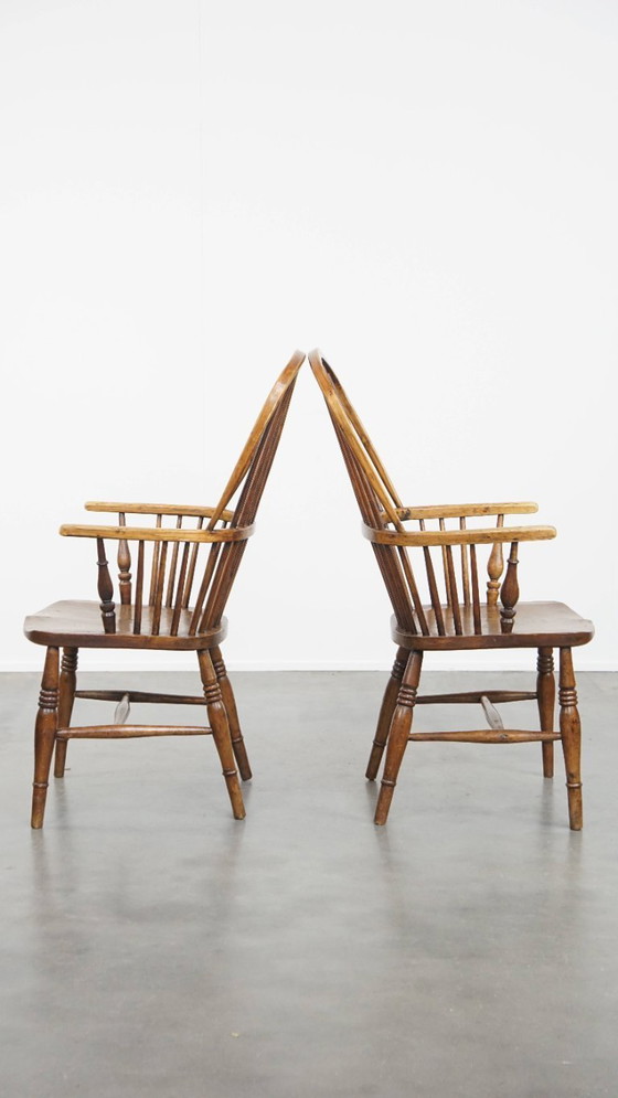 Image 1 of 2 x Antiker englischer Windsor-Stuhl aus dem 19. Jahrhundert aus Ulmenholz