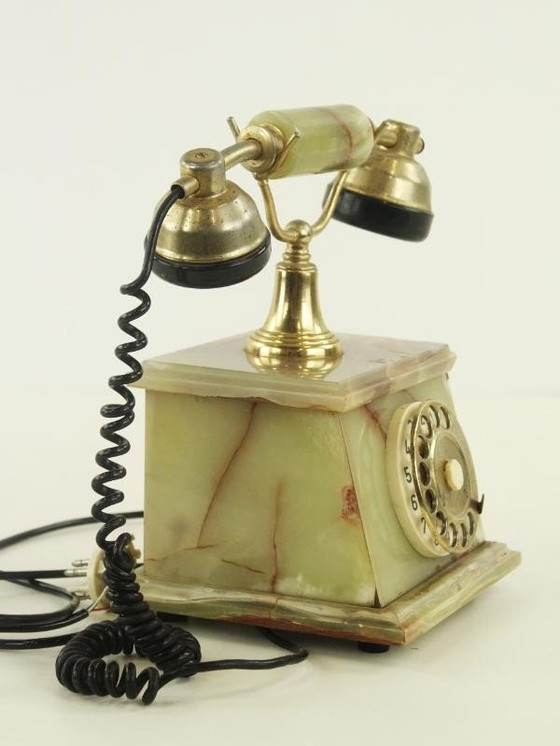 Image 1 of Vintage decoratieve telefoon in onyx en messing – Hollywood Regency stijl