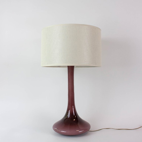 Image 1 of Lampe de table portugaise en verre opalin améthyste des années 1960