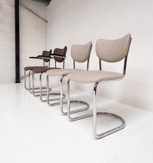 Juego de 4 sillas De Wit con estructura tubular retapizadas, años 60