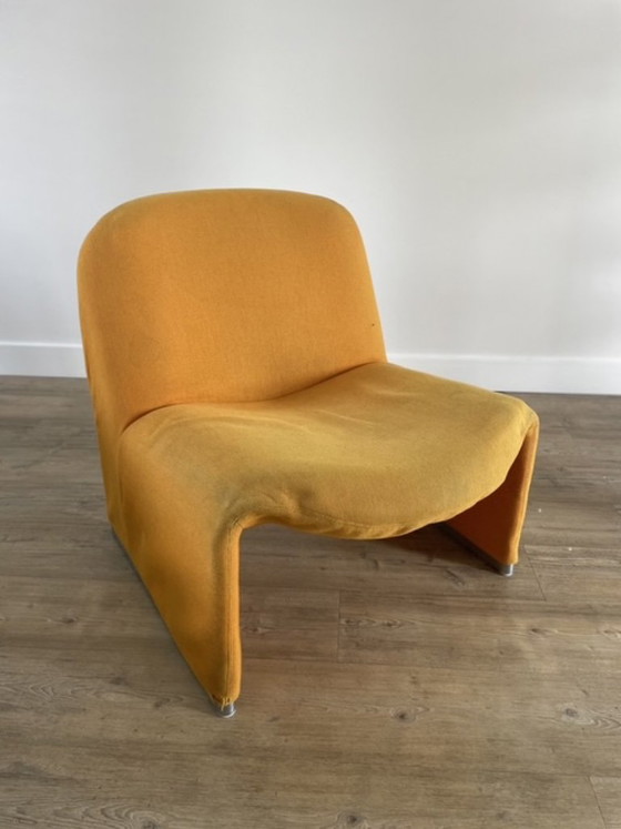 Artifort Alky | design | reupholstered faux fur | dark brown – Armchairs, Polyester (photo 8 of 8)