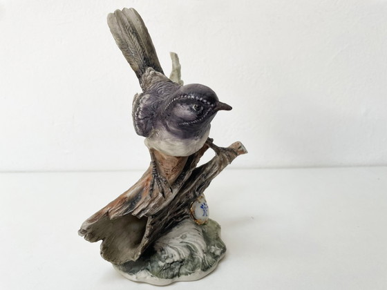 Image 1 of Capodimonte – Passerotto di Marfò