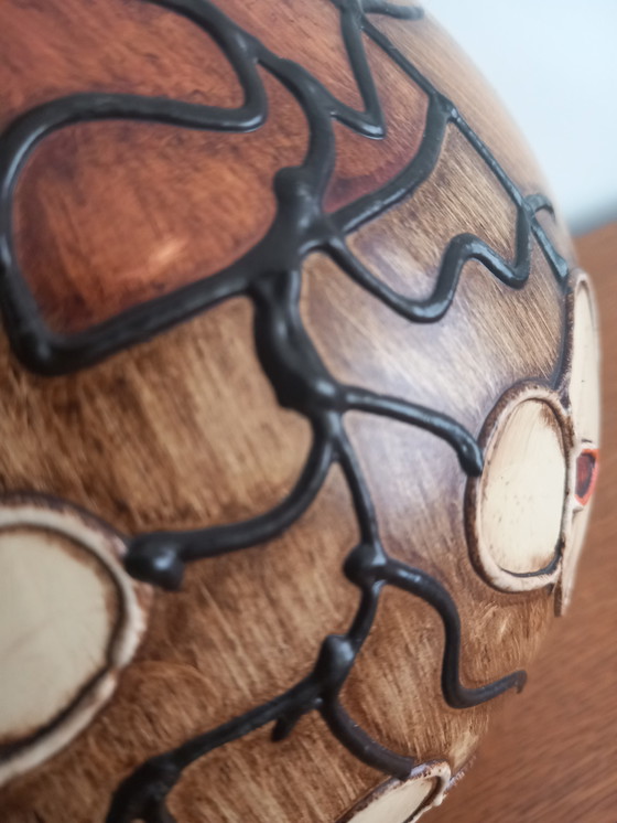 Image 1 of A SCULPTURAL PIECE OF DISTINCTION
Large Master Baluster Vase – 31 cm –