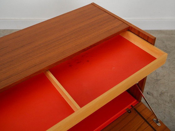 Image 1 of Mueble para tocadiscos, diseño danés, década de 1970, fabricado en Dinamarca.