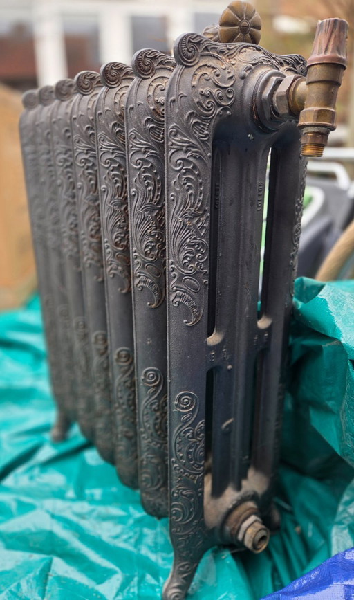 Gusseiserner Heizkörper