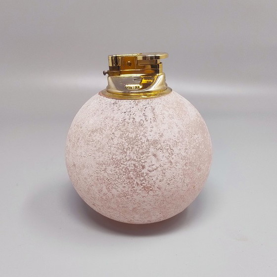 Image 1 of 1960 - Superbe briquet de table en verre dépoli de Murano par Paolo Traversi. Fabriqué en Italie
