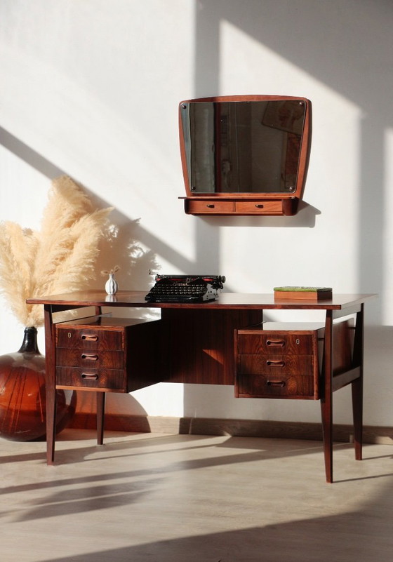Image 1 of Escritorio Gunner Nielsen de palisandro para Tibergaard (1960)