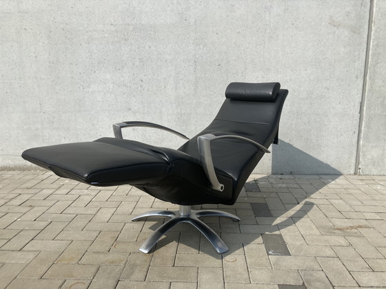 Image 1 of 2x black Jori Brainbuilder recliner Top condition!!! Medi Mono-move incl 1x elliptical pillow