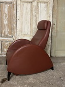Poltroncina Scudo Design. Il designer Frans Schrofer. Regolabile.