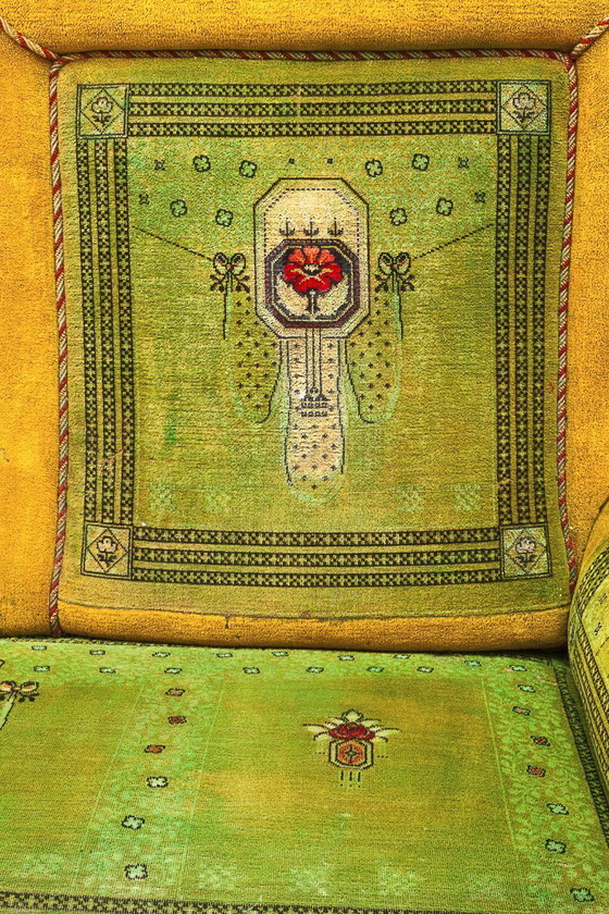 Image 1 of Divan Alsacien ancien