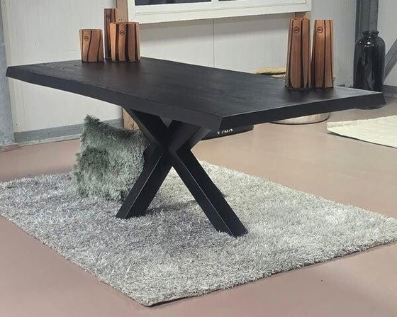 Image 1 of Live edge table incl. 4 taupe boucle bucket chairs