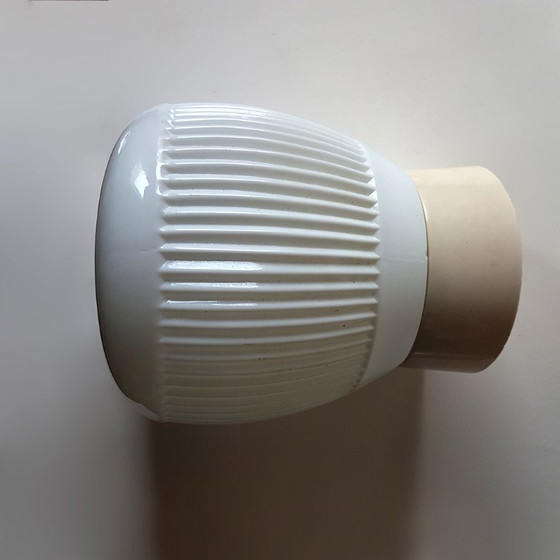 Mid-Century Ribbed Milk Glass Ceiling Lamp – Ceiling lights, Plastic, Vintage (photo 2 of 5)