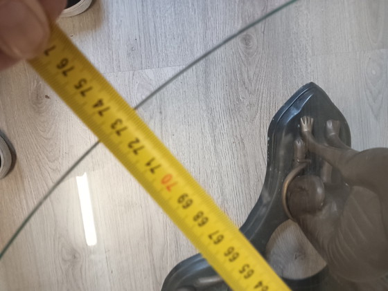 Image 1 of Coffee table, 3 Greyhounds as standard. Heavy, brass or bronze.