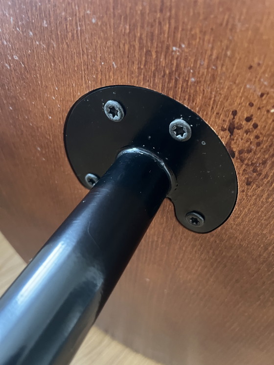 Image 1 of Tavolino Stressless Ellipse di Ekornes: design scandinavo senza tempo