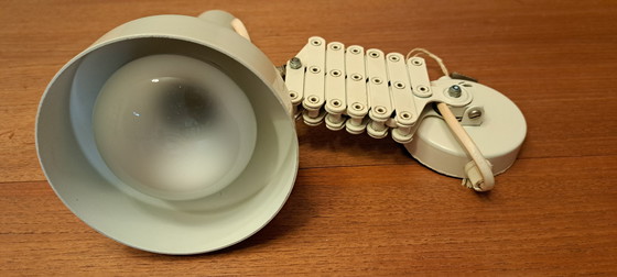 Image 1 of Lampada da parete Scissor Lamp in metallo: autentico pezzo vintage degli anni '70.