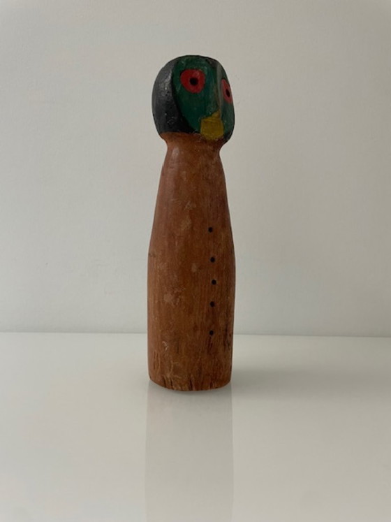 Image 1 of Figurine vintage en bois sculpté, de style primitif et expressif