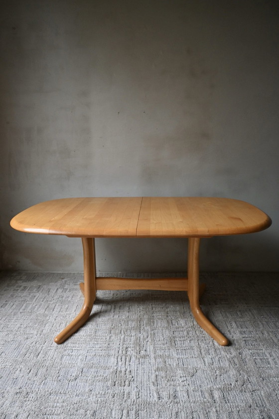 Ausziehbarer skandinavischer ovaler Esstisch aus den 70er Jahren, Esstische, Holz, Beige (Foto 2 von 15)