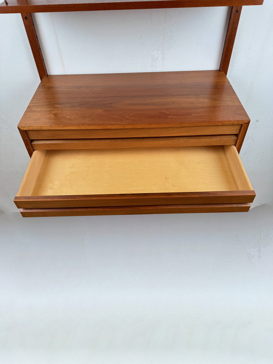 Image 1 of Meuble mural Poul Cadovius Royal System – Élégance en teck danois