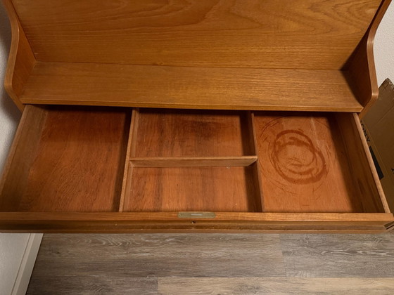 Rooval Desk, Danish Design, Mid Century, 1960s – Wood (photo 3 of 7)
