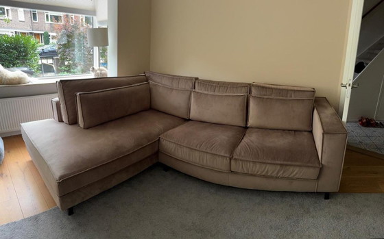 Image 1 of Estamos vendiendo nuestro sofá , comprado alrededor de un año en La Haya. Excelentes condiciones, (sin manchas , sin daños) , ap