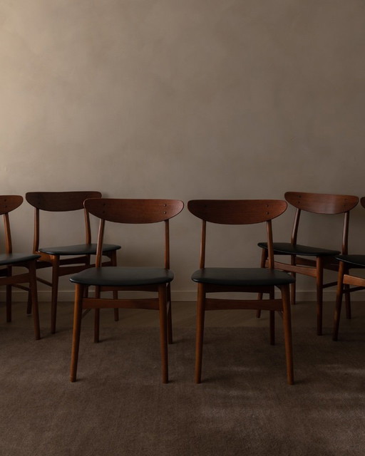 Juego de 6 sillas de comedor danesas de mediados de siglo · Teca y escayola negra