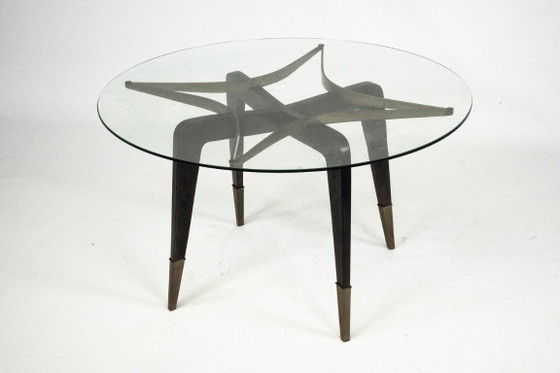 Image 1 of Zeldzame ronde salontafel uit het midden van de 20e eeuw van Paolo Buffa, Italië, jaren 1950.
