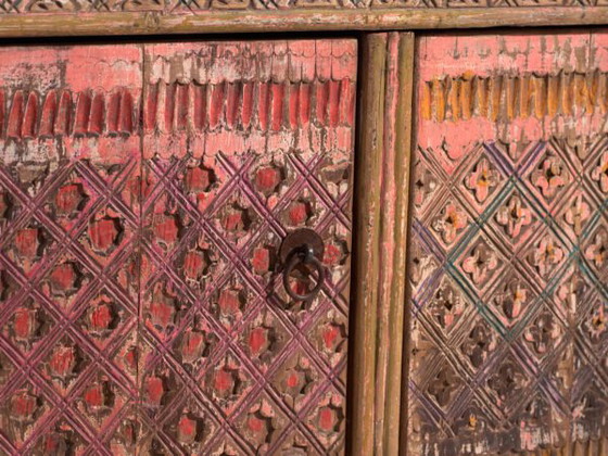 Antique low carved sideboard in fir wood – China, circa 1930 – Iron (photo 11 of 40)