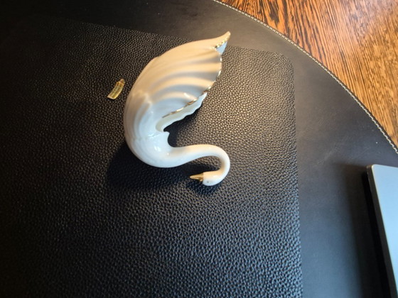 Image 1 of 2 kleine Schwäne - Porzellanfiguren - Lenox USA, mit Goldrand