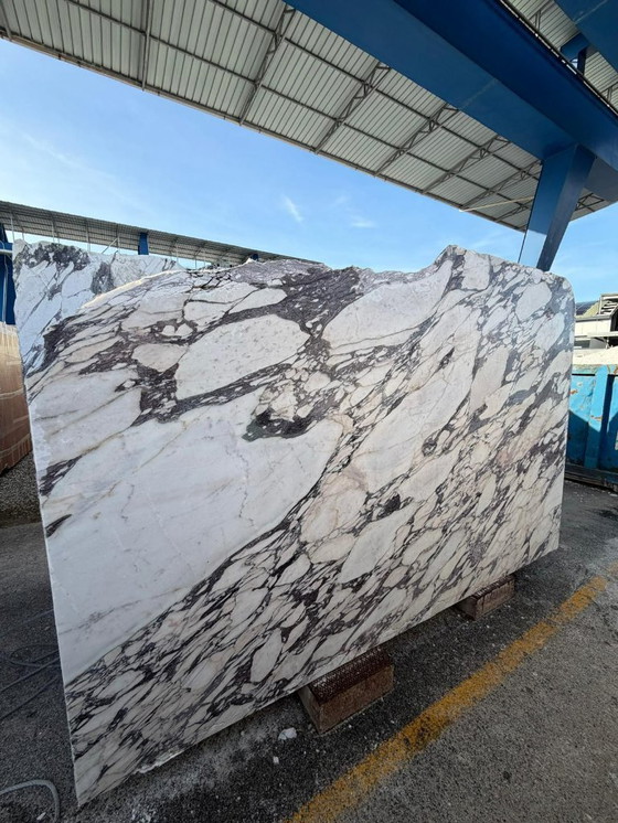 Image 1 of Piano di lavoro in pietra naturale per cucina: di alta qualità e senza tempo