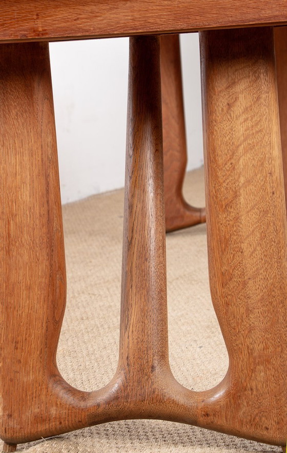 Image 1 of Très grande table de repas extensible, 320 cm, en chêne par Guillerme et Chambron pour Votre Maison 1960.