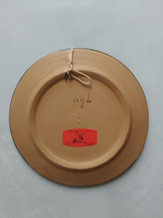 Image 1 of Piatto Ceramica Sarda Dorgali - "G. Loi" Vintage con Rilievo e Pavoncelle