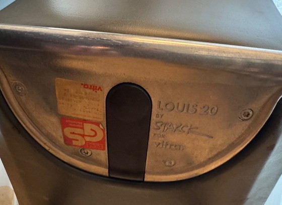 Image 1 of 6x Vitra LOUIS 20 stoelen van Philippe Starck in donkergrijs