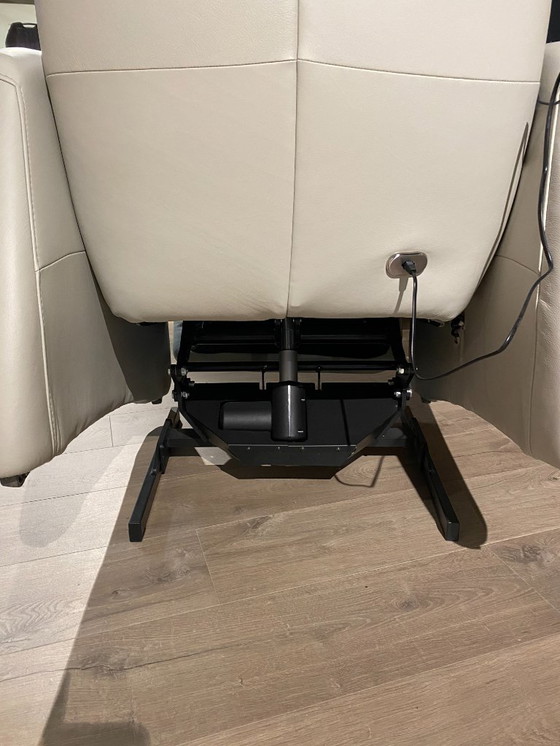 Image 1 of Relaxfauteuil Hukla Large 2 motorig met sta-op functie