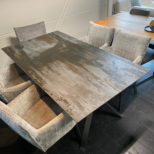 Milan – Bert Plantagie, eettafels