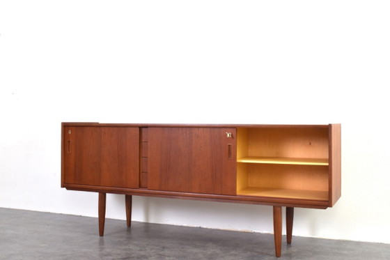 Mid-Century Danish Teak Sideboard, 1960s. – Wood (photo 10 of 15)