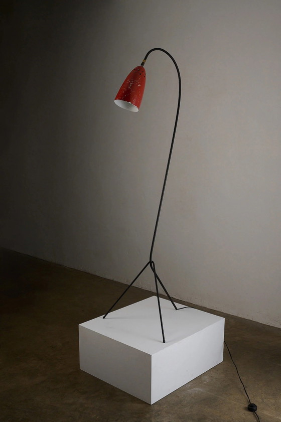 Lampadaire 'Grasshopper', Pays-Bas, années 1950, Aluminium, Fer, Rouge, Mid Century Modern (photo 10 sur 12)
