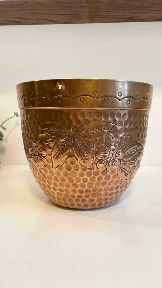 Image 1 of Großer antiker Blumentopf