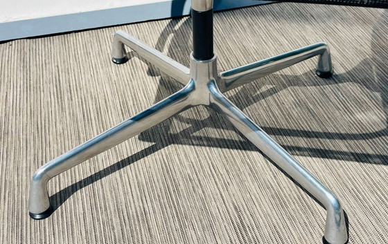 Image 1 of Paar van Vitra Eames Vintage Alu Group armstoelen