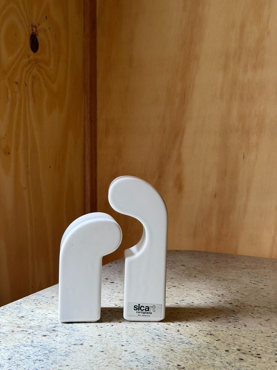 Pino Spagnolo per Sicart Italy Saliera e pepiera - Set in ceramica "abbracciante" anni '70 Space Age - (photo 2 of 20)