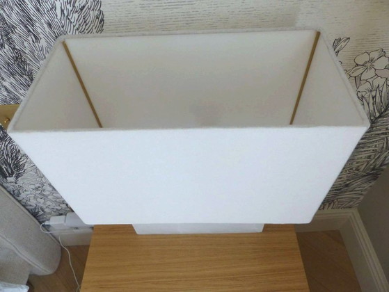 Image 1 of Paar rechteckige Designer-Tischleuchten von CB2 in Naturweiß, Alabaster und Leinen