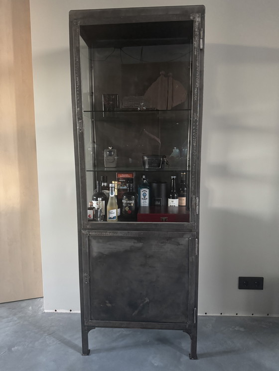 Image 1 of Vintage-Medizinschrank