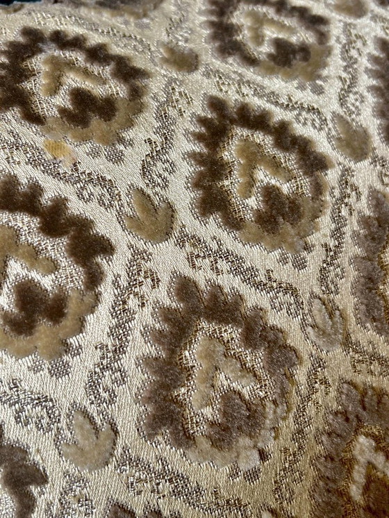 Image 1 of Cojín de sofá o cojín de desfile de mediados de siglo en terciopelo brocado y terciopelo tonos verde-marrón años 60